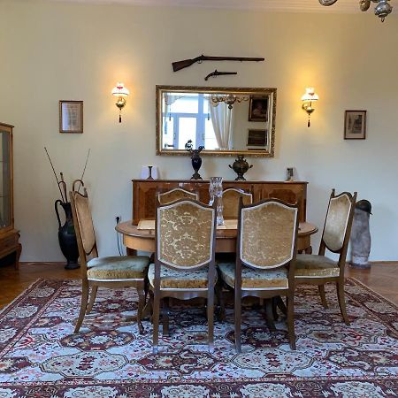מריבור The Marchburg Apartment מראה חיצוני תמונה