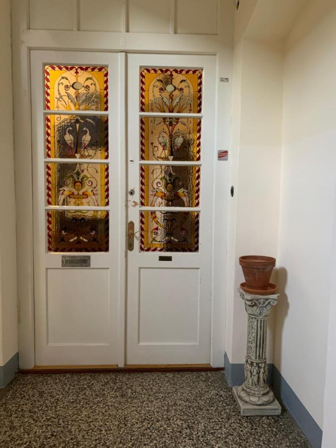 מריבור The Marchburg Apartment מראה חיצוני תמונה