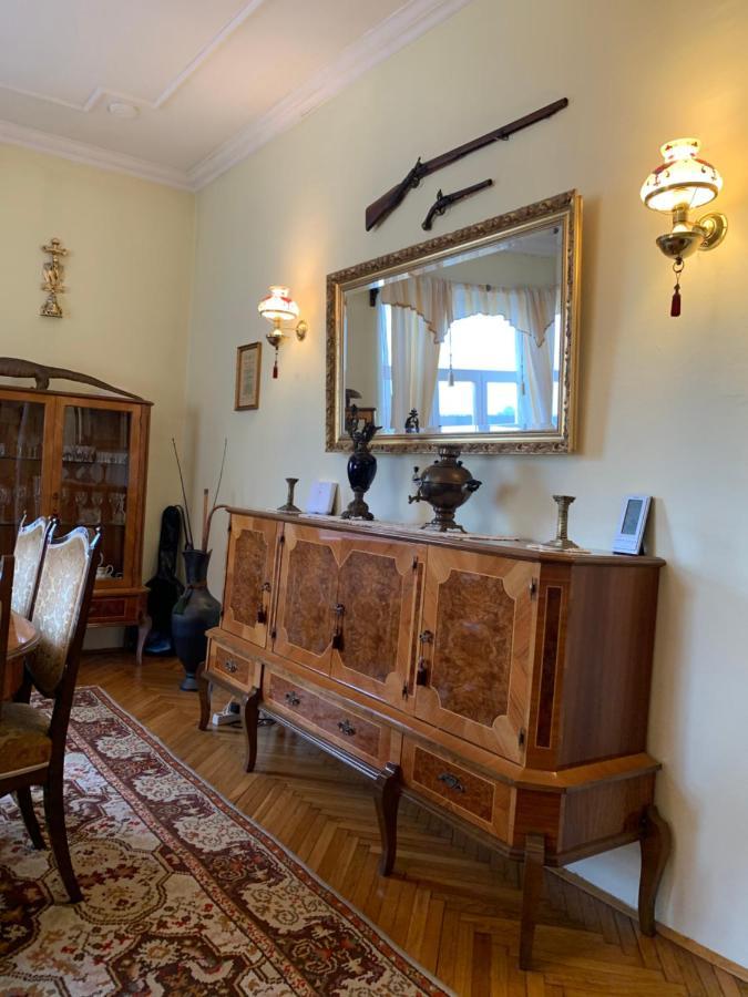 מריבור The Marchburg Apartment מראה חיצוני תמונה