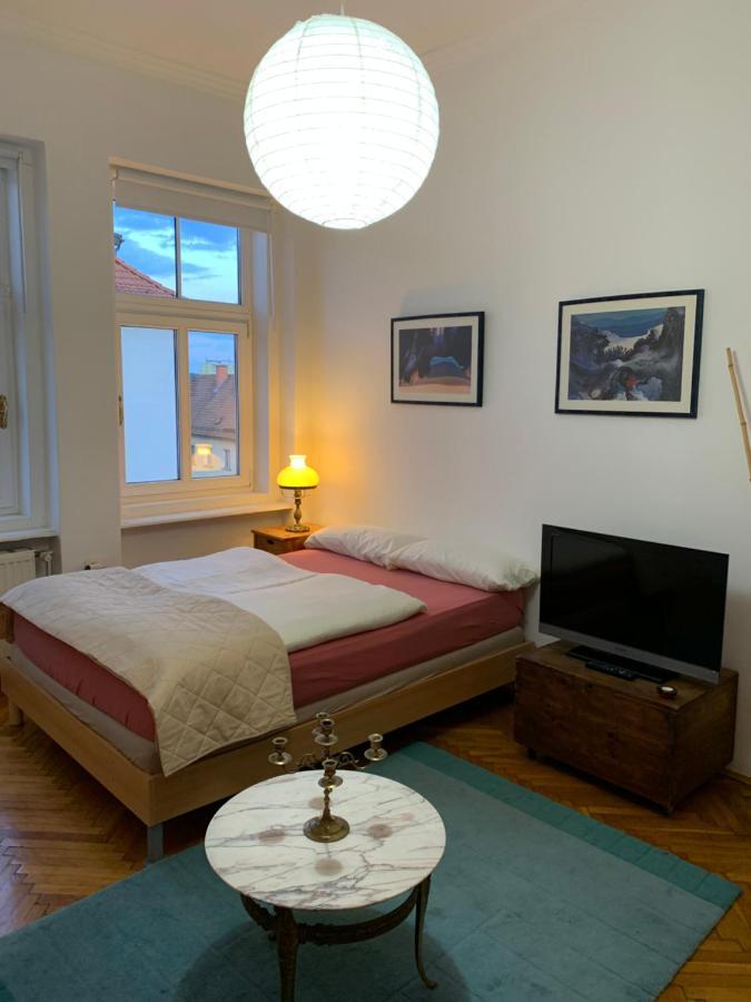 מריבור The Marchburg Apartment מראה חיצוני תמונה